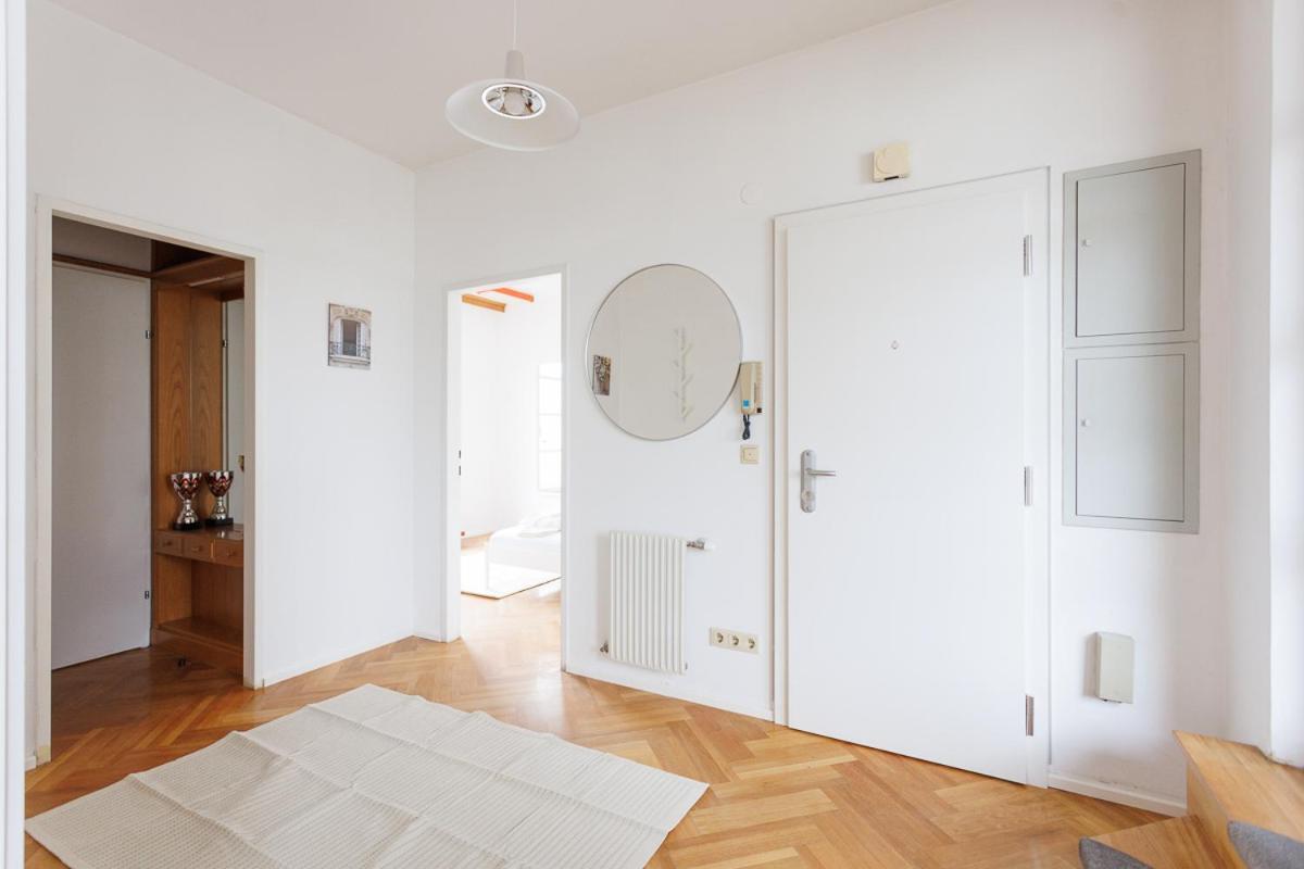Familien- Und Gruppenparadies Platz Fuer 12 Gaeste Vienna Esterno foto